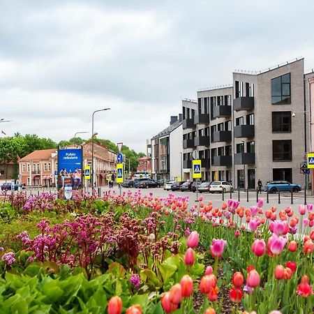 Luxurious Kaunas Basilica Apartment In Old Town By Urban Rent Екстер'єр фото