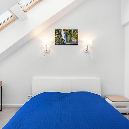 Luxurious Kaunas Basilica Apartment In Old Town By Urban Rent Екстер'єр фото