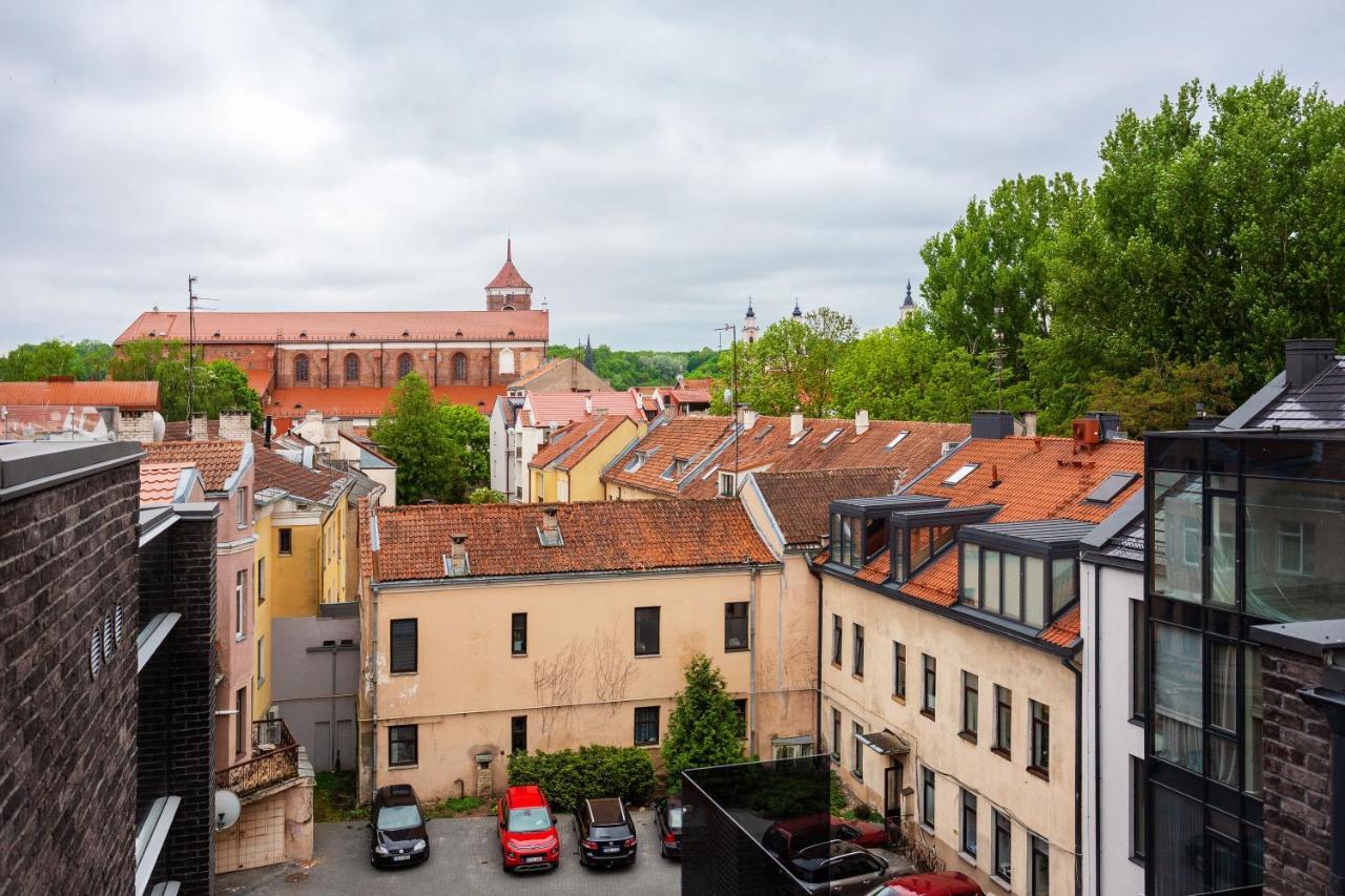 Luxurious Kaunas Basilica Apartment In Old Town By Urban Rent Екстер'єр фото