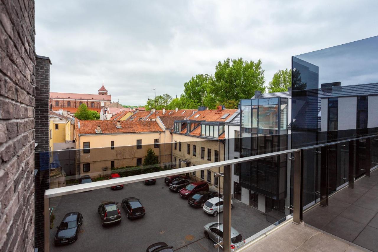 Luxurious Kaunas Basilica Apartment In Old Town By Urban Rent Екстер'єр фото