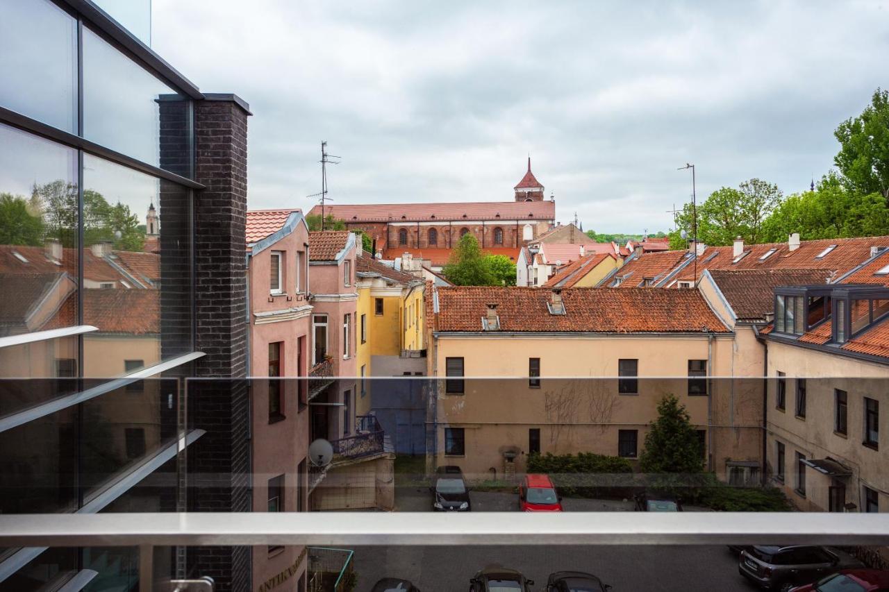 Luxurious Kaunas Basilica Apartment In Old Town By Urban Rent Екстер'єр фото